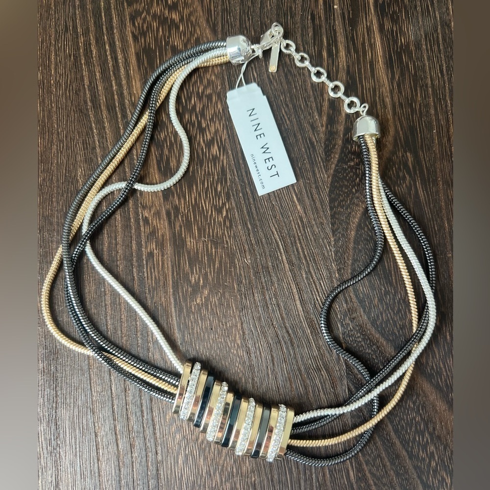 Nine West Rhinestone & Tri-Color Necklace 18” D3 - Picture 2 of 3